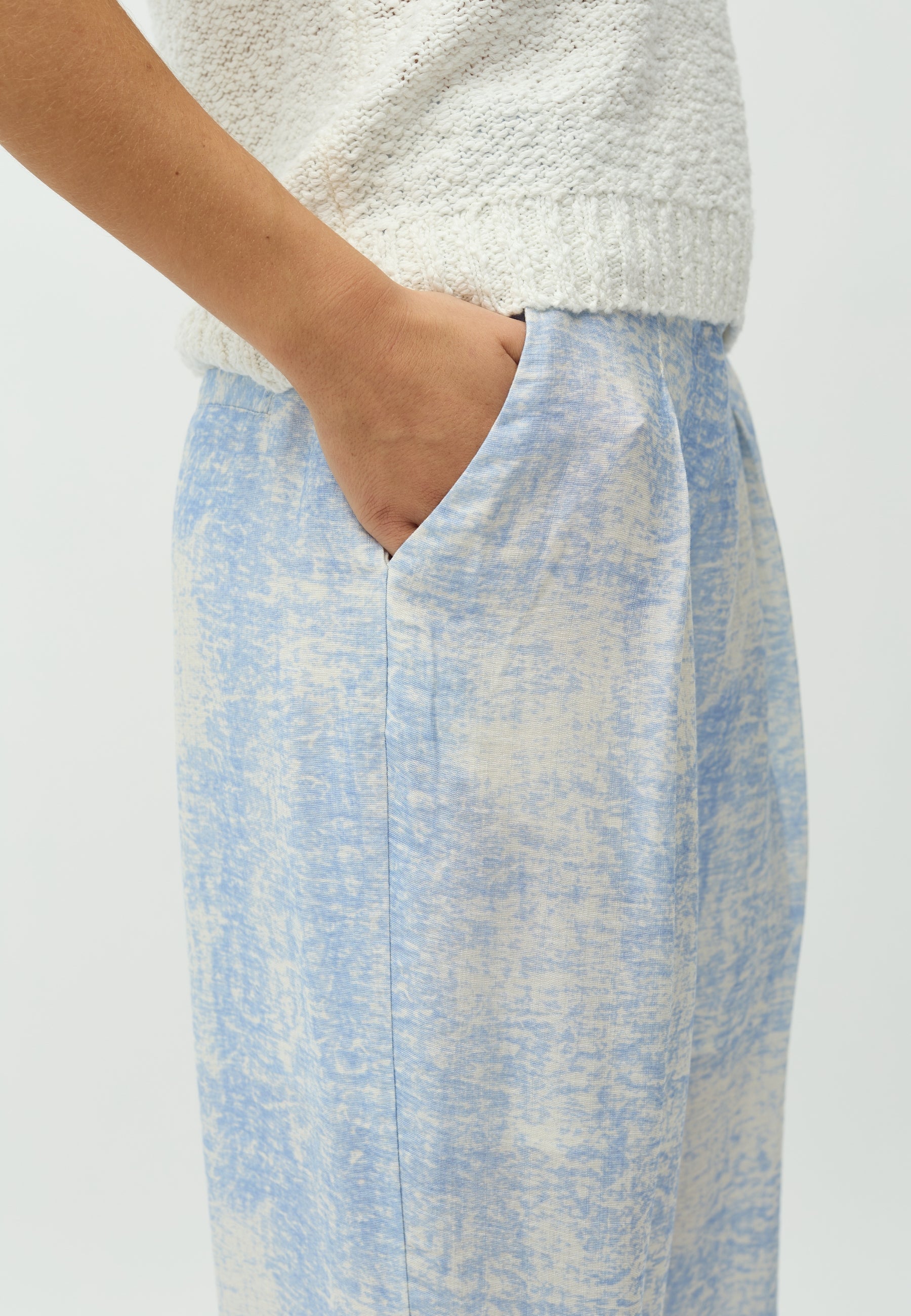 Cristiana Long-M_Blue Valana Print_Model_2