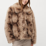 Corvia-M_Brown Shadow_Model_2