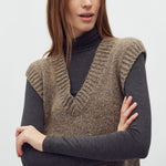 Allia-M_Dusty Sprinkle_Model_1