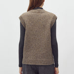 Allia-M_Dusty Sprinkle_Model_2