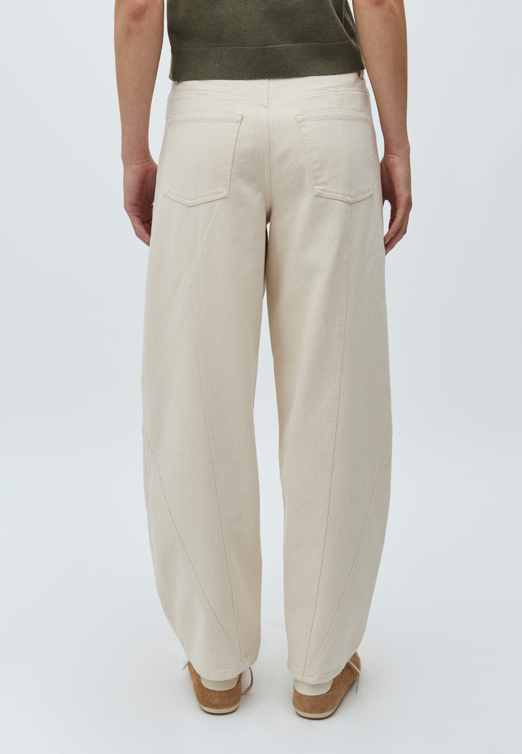 Almira-M_Nature Look_Model_3