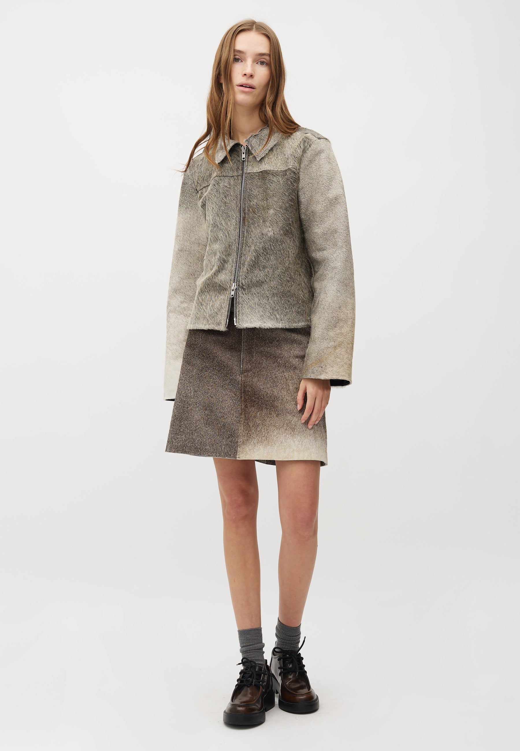 Isata-M_Grey Cow_Model_2