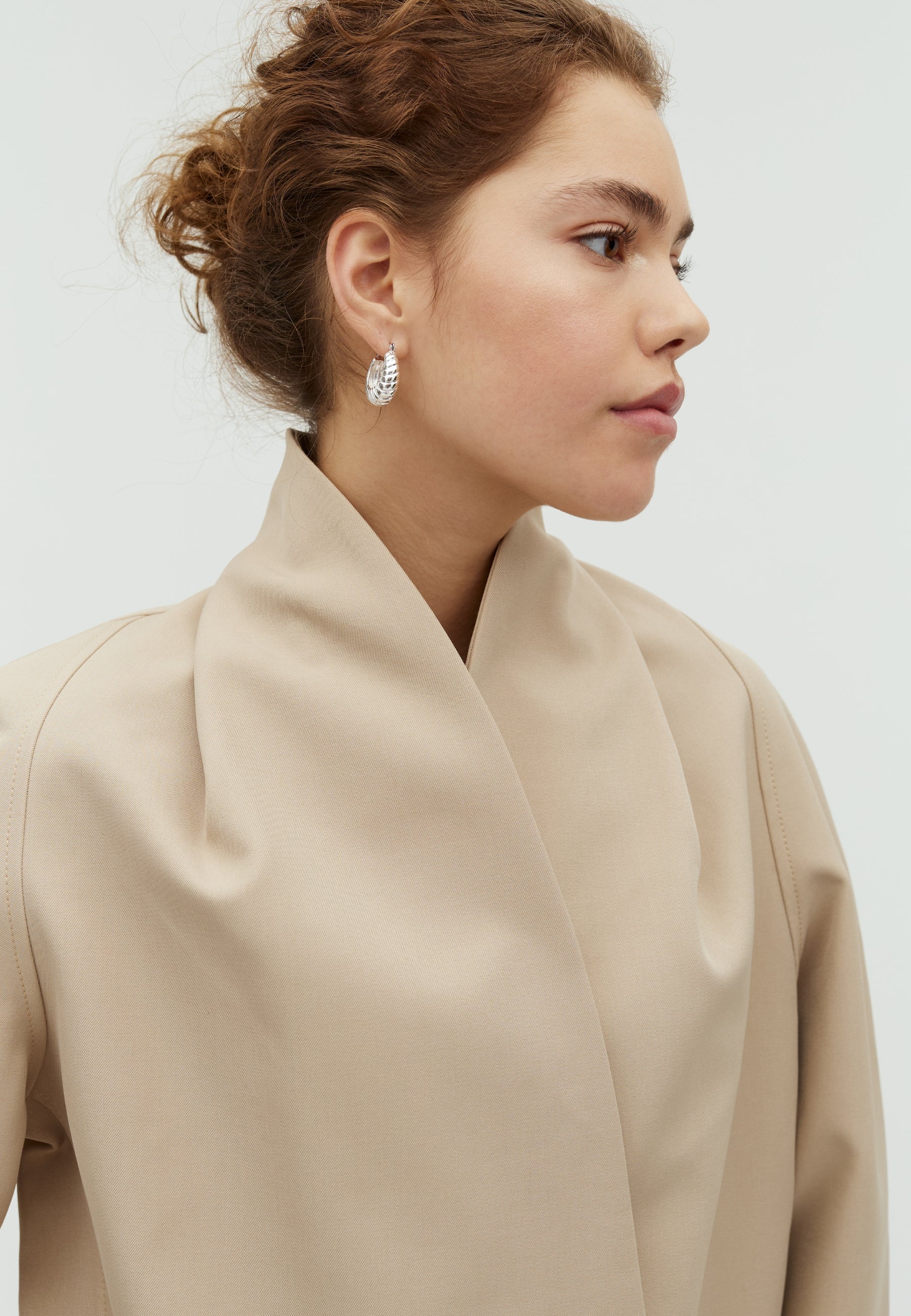 Paloa-M_Light Sand Melange_Model_2