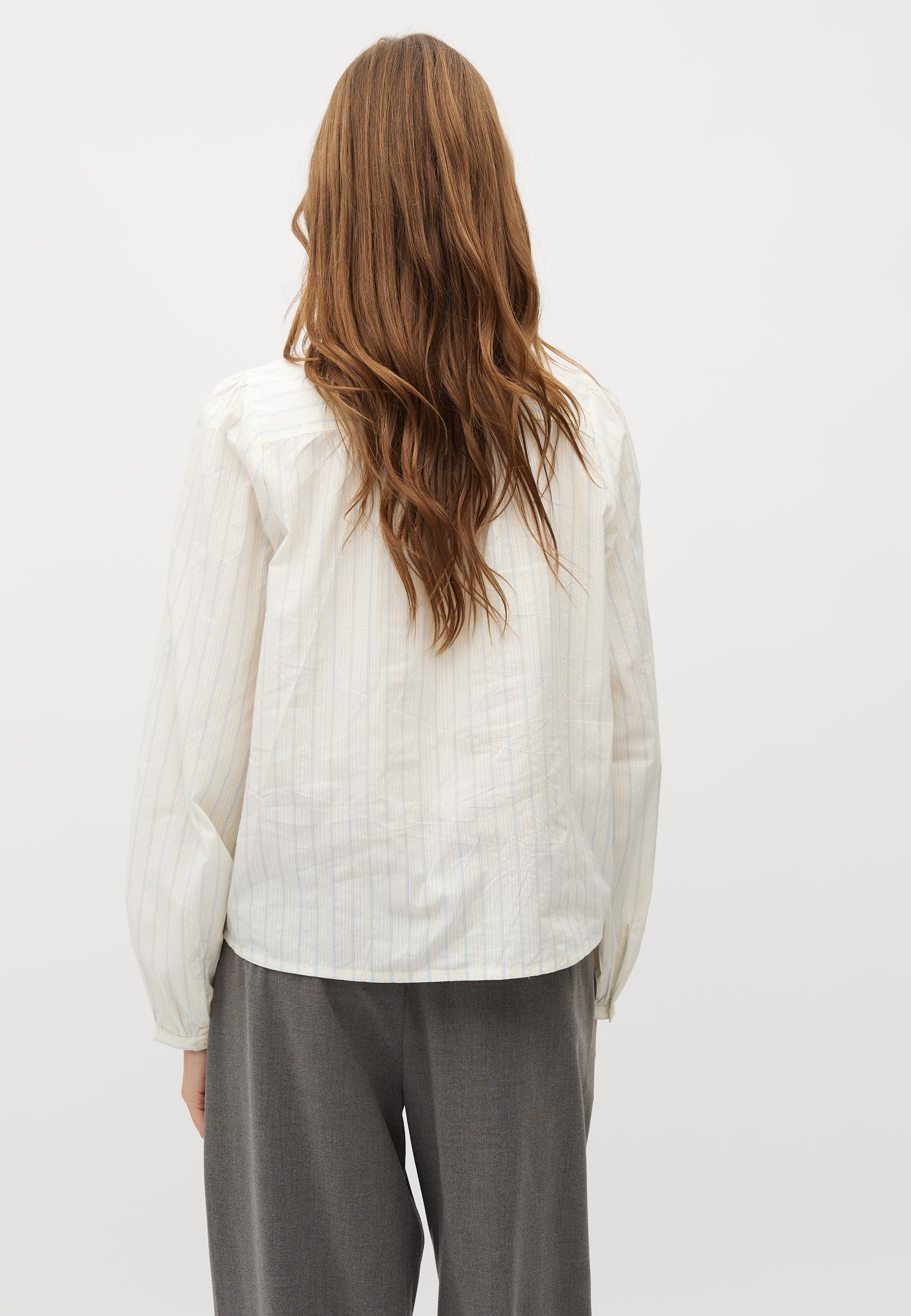 Mathily-M_Maliva Placid Blue Stripe_Model_2