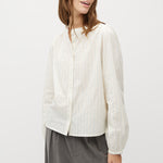 Mathily-M_Maliva Placid Blue Stripe_Model_0