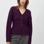 Conni-M_Blackberry Wine_Model_0