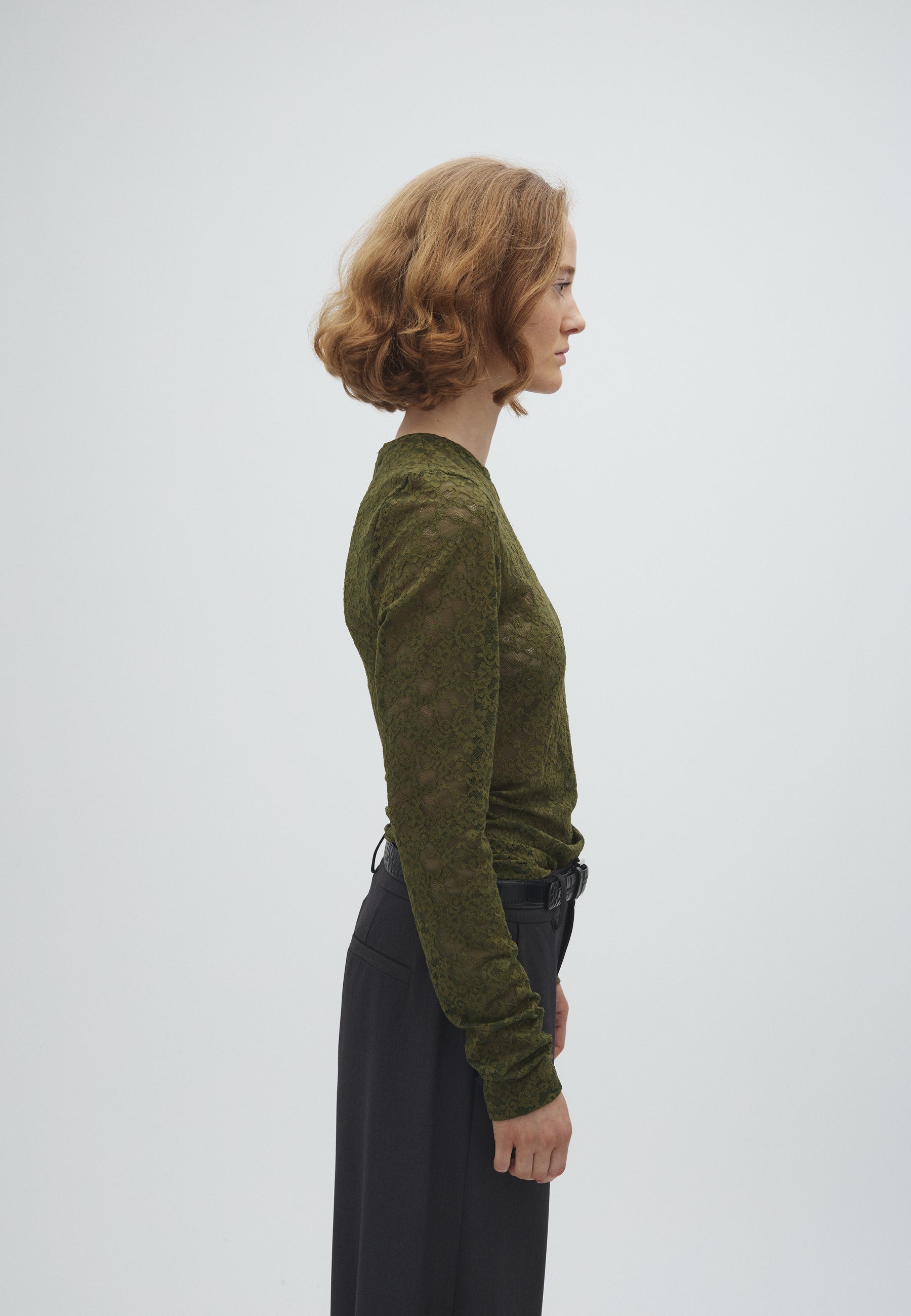 Raine-M_Smoked Olive_Model_3