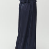 Nia-M_Bering Blue_Model_2