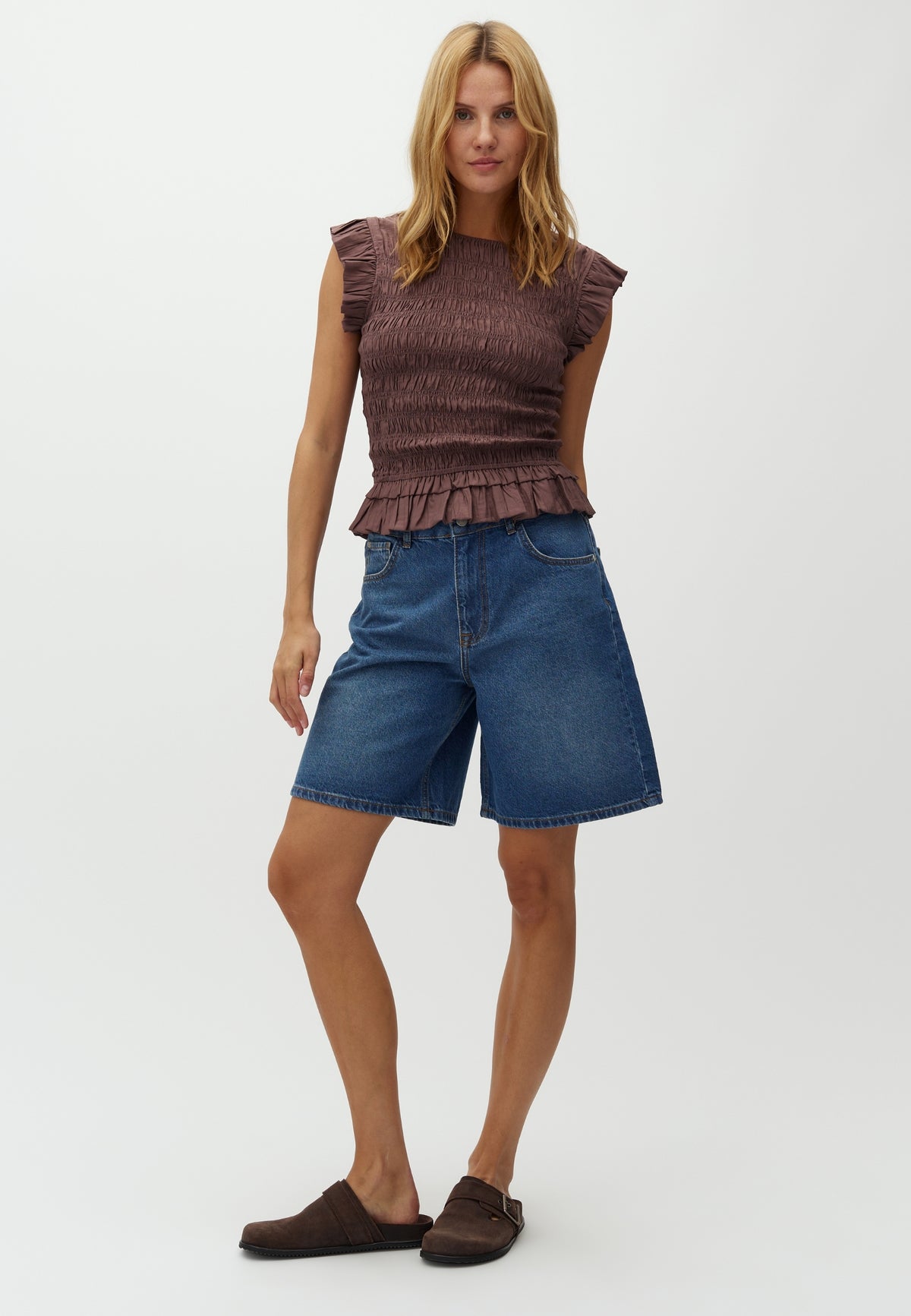 Talina-M_Vintage Blue Wash_Model_0