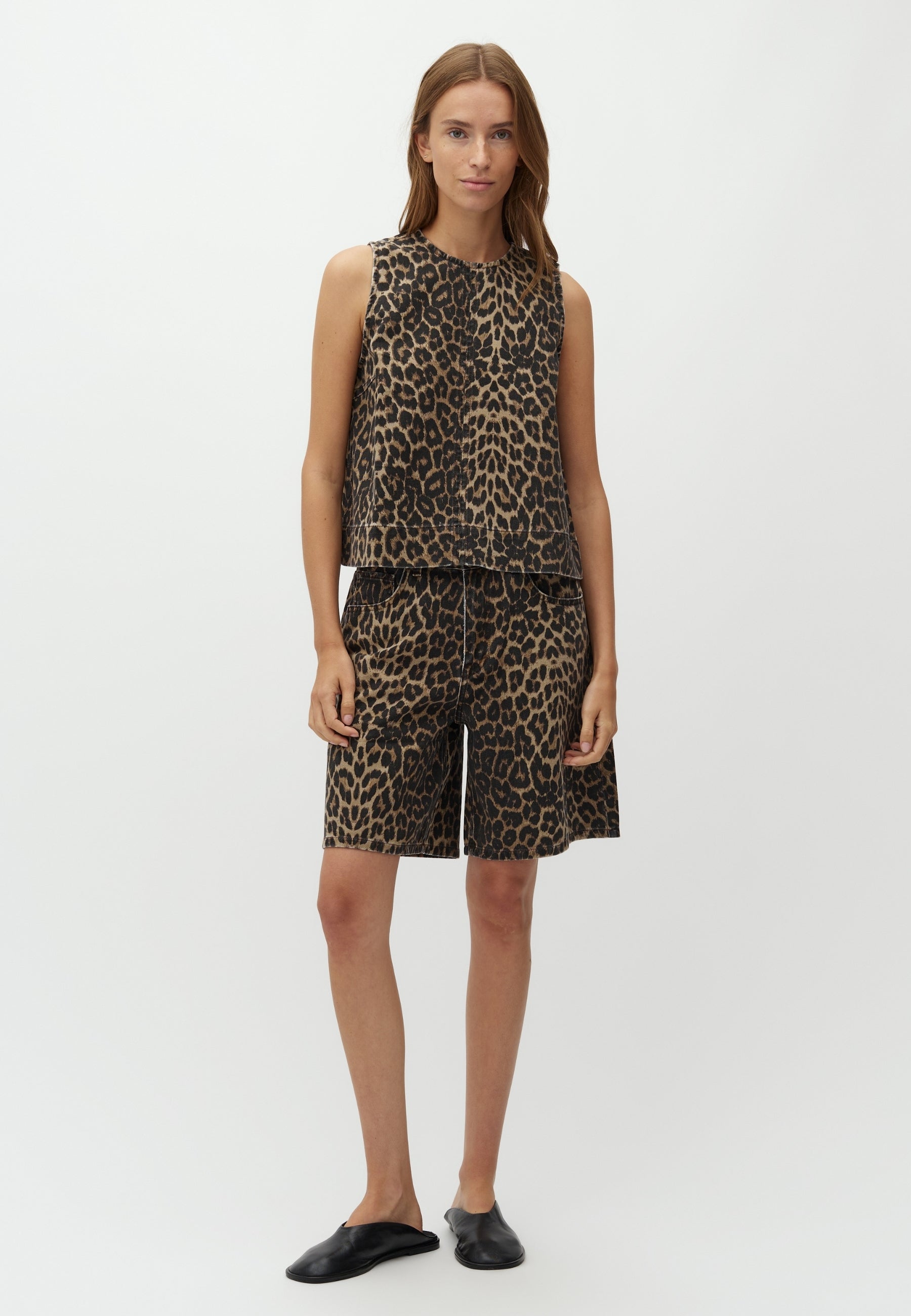 Talina-M_Leopard Mist_Model_3