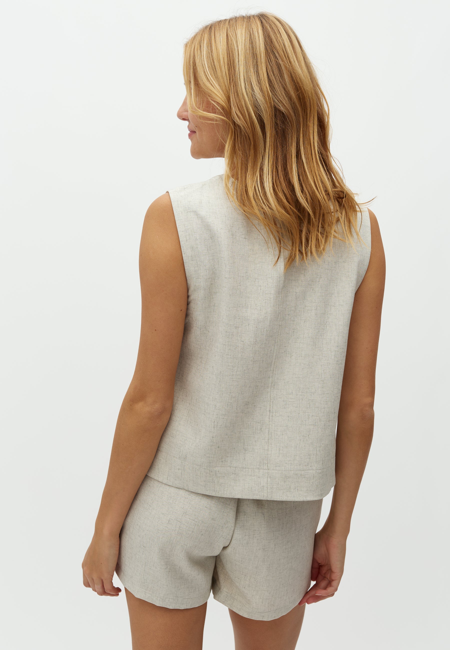 Tytus-M_Sand Melange_Model_1