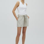 Juanita-M_Sand Melange_Model_0