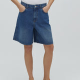 Talina-M_Vintage Blue Wash_Model_1