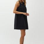 Rhiann-M_Rebel Black_Model_0