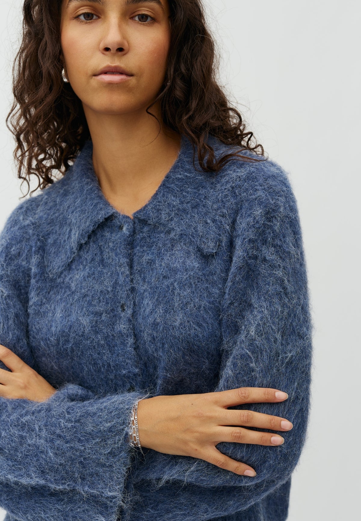 Lari-M_Light Navy Melange_Model_1
