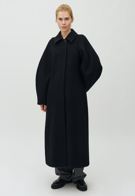 Milessa-M_Black_Model_0
