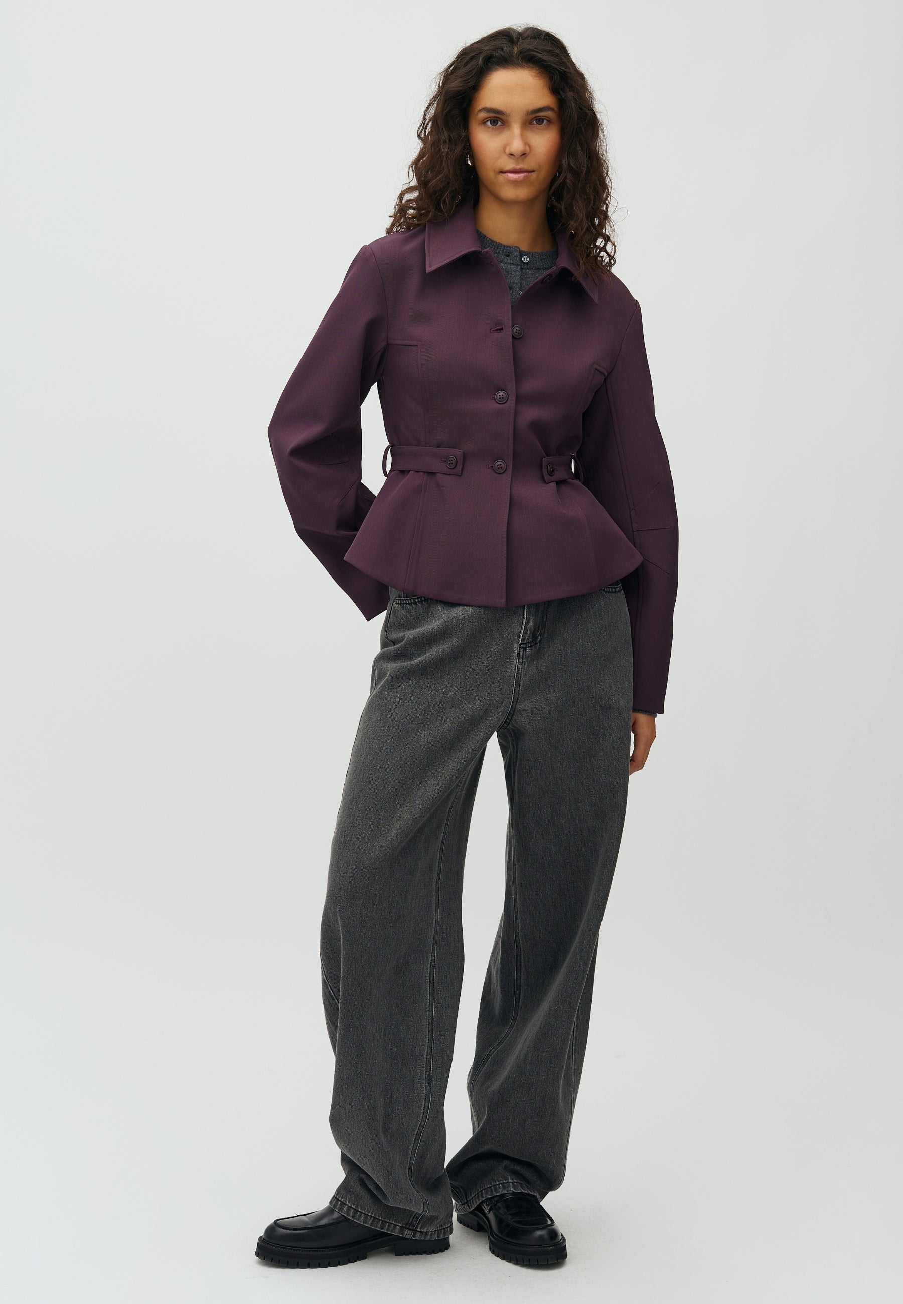Yraella-M_Deep Purple_Model_4