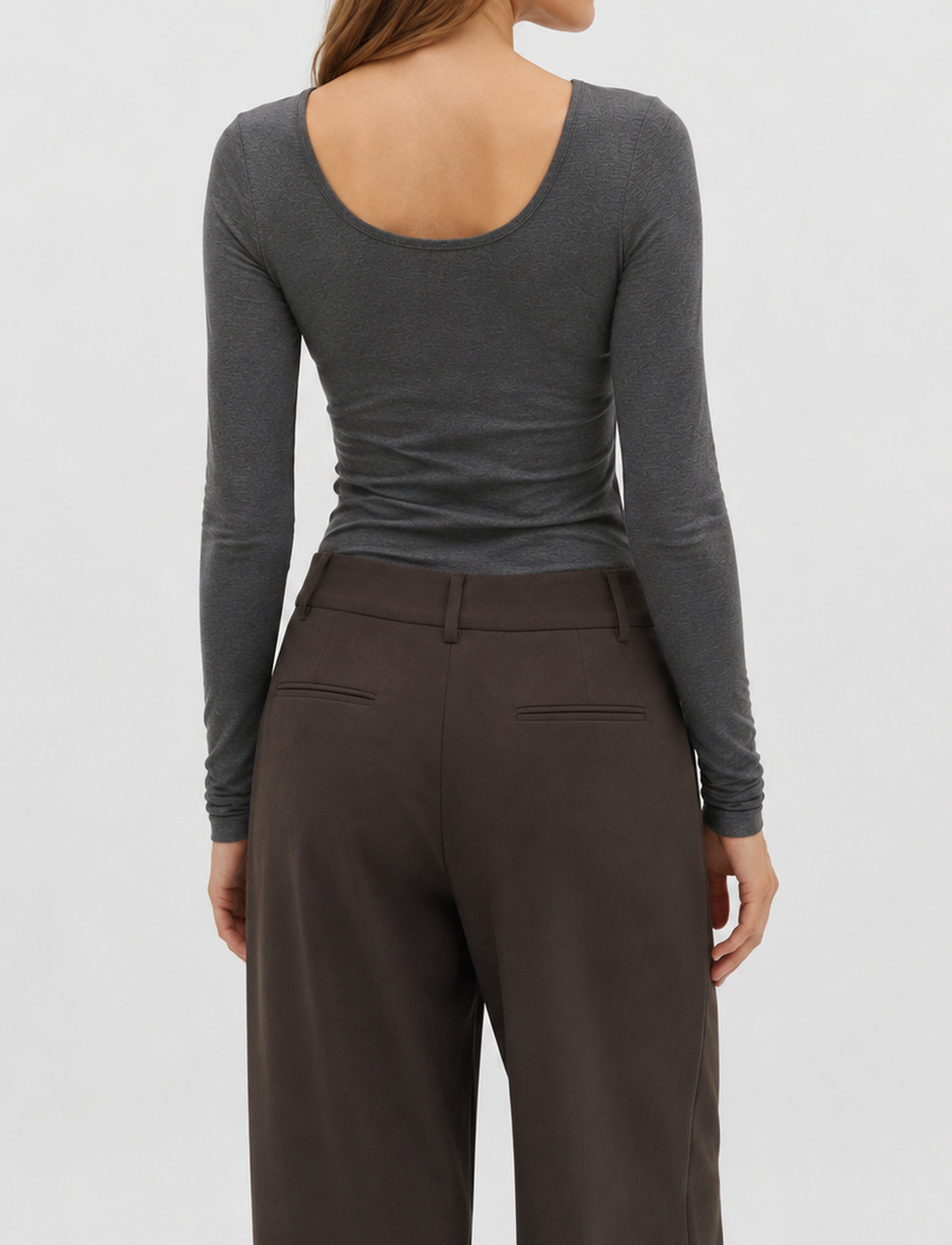 Anna_Dark Grey Melange_Model_1