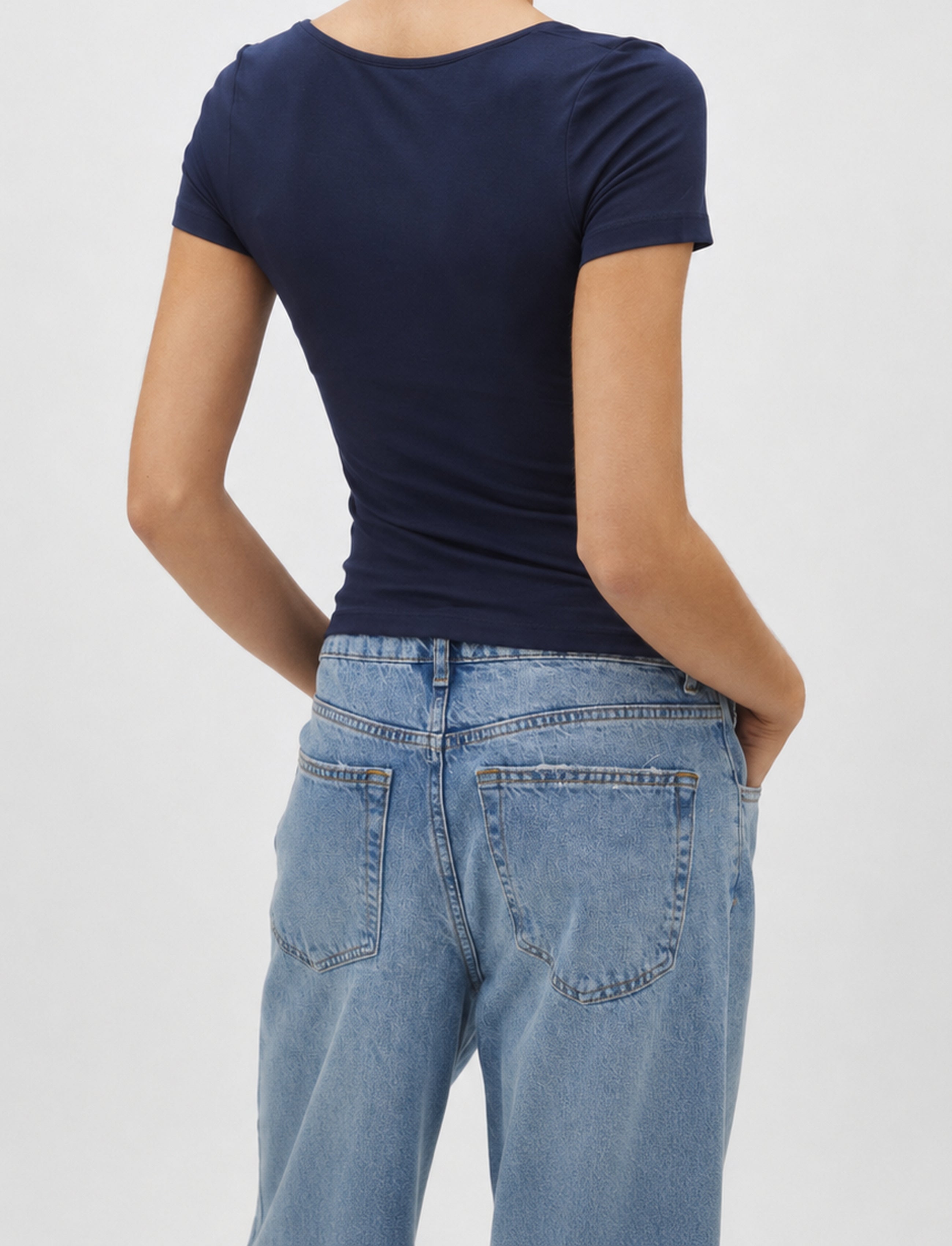 Siliana_Navy Blue_Model_1