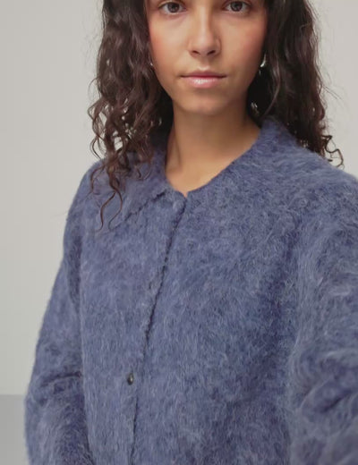 Lari-M_Light Navy Melange_Video_4