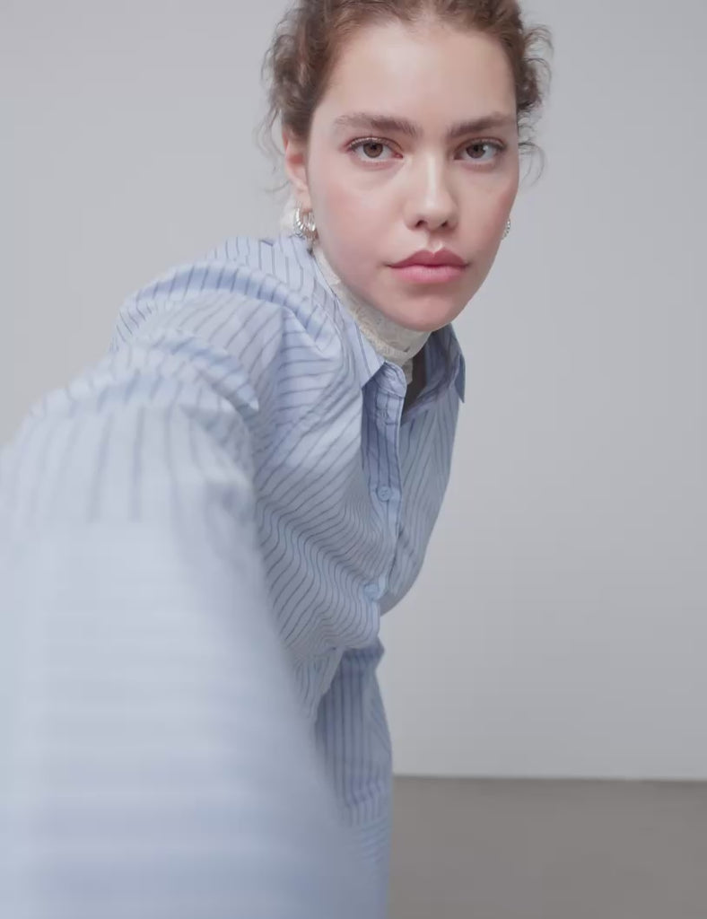 Kaloni-M_Blue Navy Stripe_Video_0