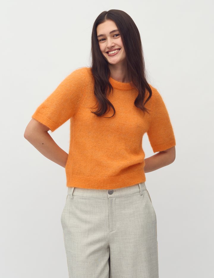 Carla-M Strik - Orange