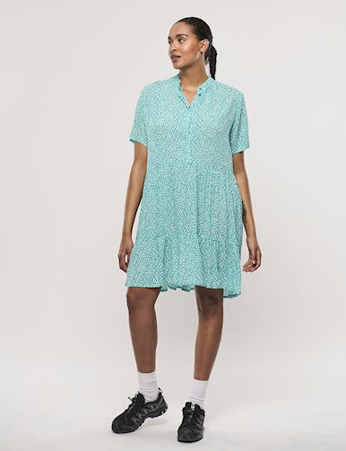 Passende Lang Tomhed Kjole fra mbyM | Shop feminine kjoler i vores officielle webshop